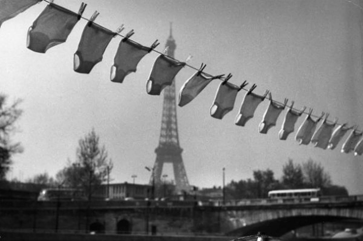 Parisian Love [1925]